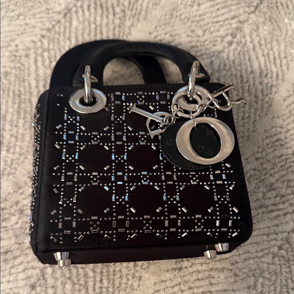 Black Handbag with Silver Sparkling Accents - Picture 3 of 13